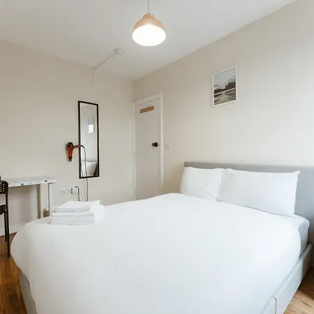Mile End 57a