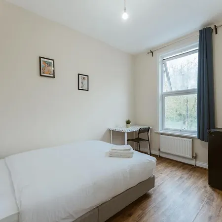 Mile End 57a