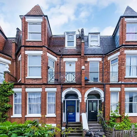 Homestay Double En-suite In Finsbury Park London