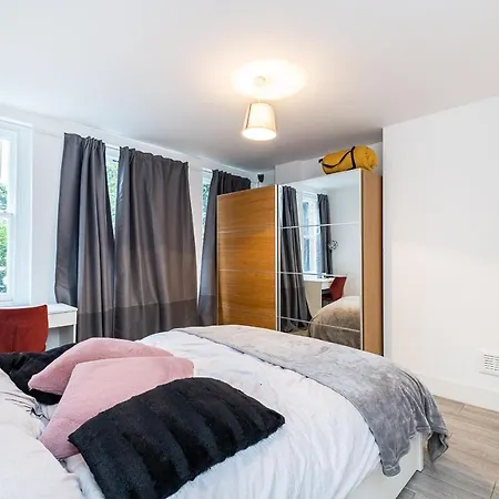 Double En-suite In Finsbury Park