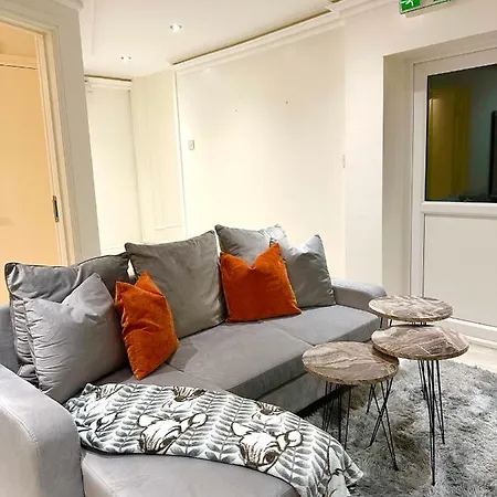Apartment Modern Single In Kensington London
