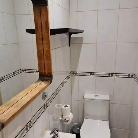 Cute One Bedroom Apartment *