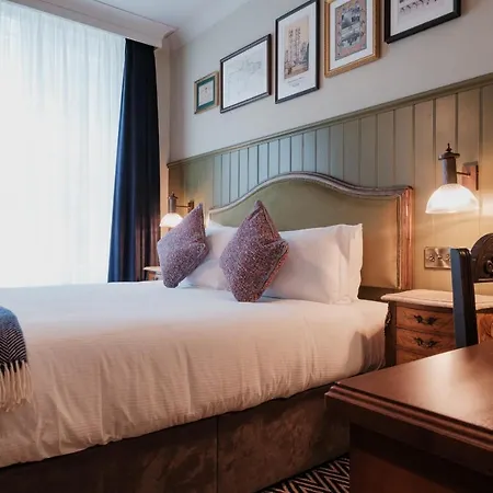 The Sanctuary House 3*