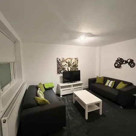 Specious In Bayswater * London