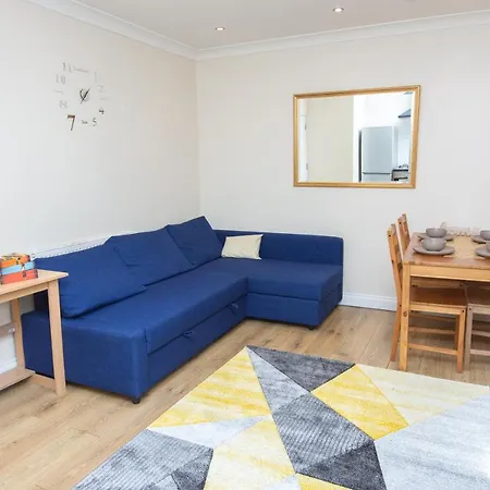 Apartment Evergreen Apartments-flat 5,