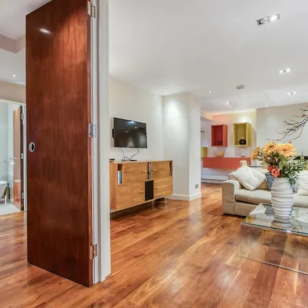 Modern 2 Bedrooms 2bathrooms Behind Nobu Apartment *