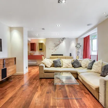 Modern 2 Bedrooms 2bathrooms Behind Nobu * London