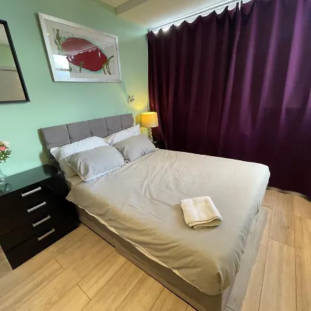 Guest house Letzi Premium Cozy Retreat Private En-suite Rooms, Heathrow Airport