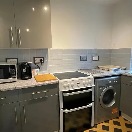 Surrey Docks Se16 Near Canada Water N Easy Access Canary Wharf Apartment