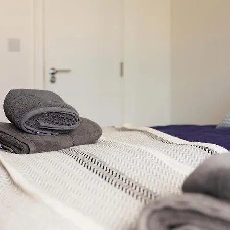 Star London Bell Lane 3-bed Haven Apartment Hendon