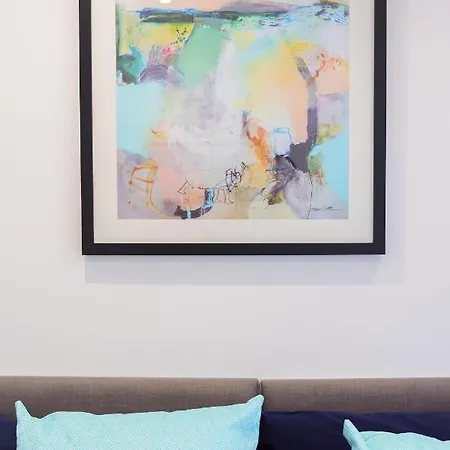 Star London Bell Lane 3-bed Haven Apartment