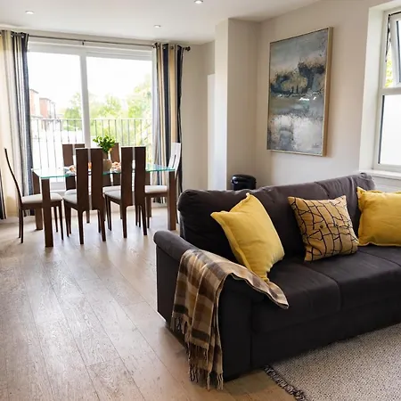 Star London Bell Lane 3-bed Haven Apartment *