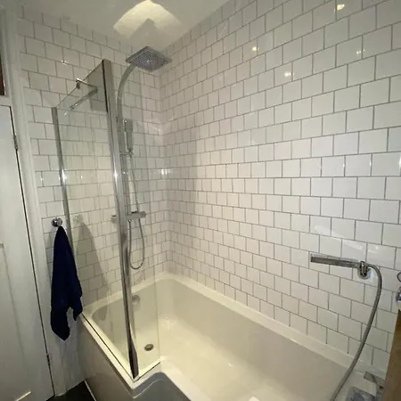 Three Bedroom Family With Garden In Walthamstow * London