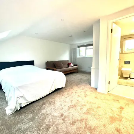 Holiday home Huge Modern Family London *