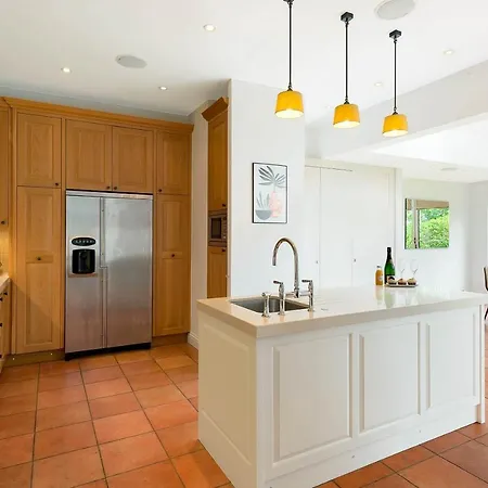 Apartment Beautiful Regents Park