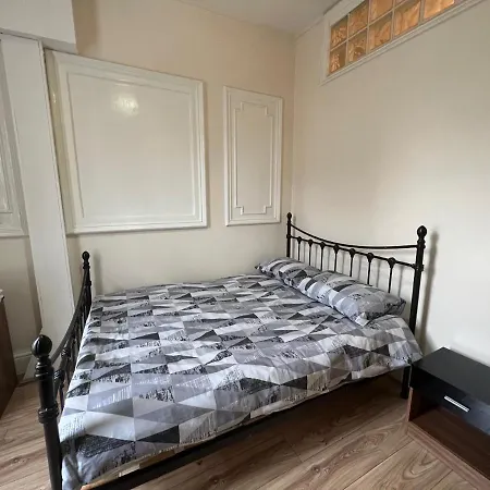 Apartment Comfy - Finchley Road