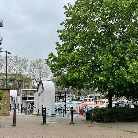 Apartment Surrey Docks Se16 Near Canada Water N Easy Access Canary Wharf London