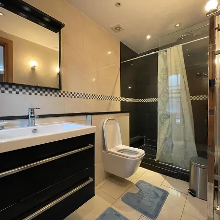 Spacious 3br Flat With Ac 3 Ensuite Bidets Near Selfridges And Hyde Park Apartament Londyn