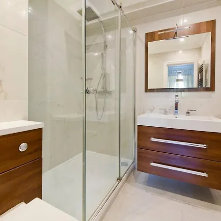 Huge Hyde Park Of Ca. 300 Sqm * London