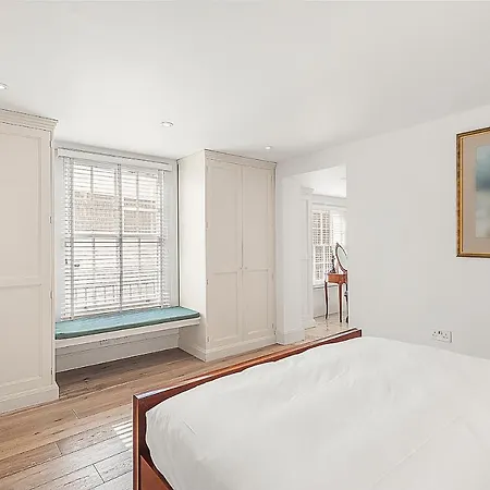 Veeve - Heart Of Hampstead