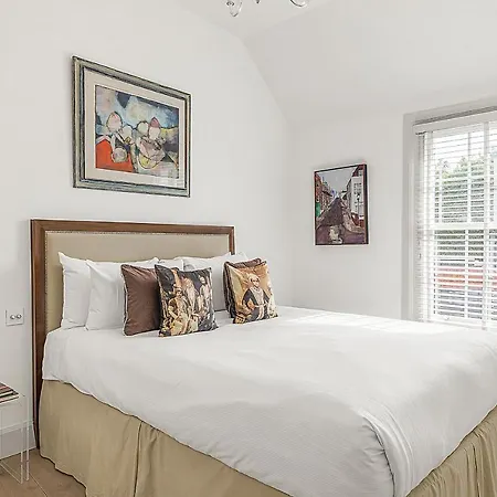 Veeve - Heart Of Hampstead London