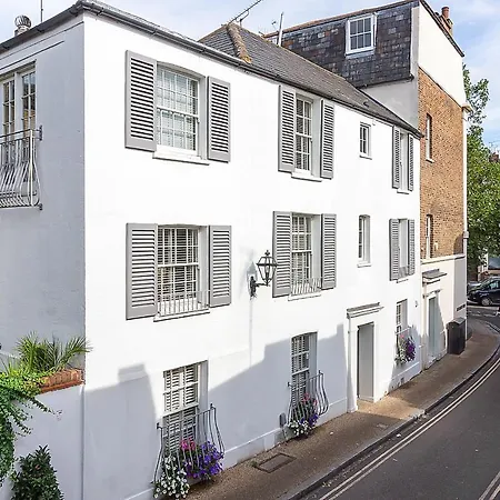 Veeve - Heart Of Hampstead Holiday home London
