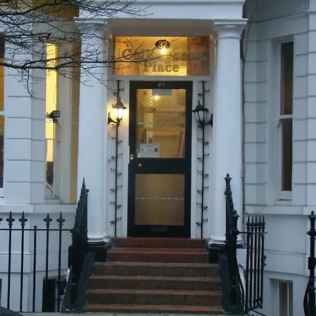 Kensington And Hotel