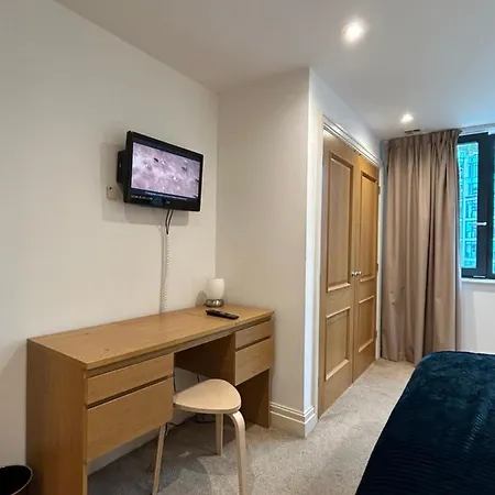 New Beautiful Lux Apartment London