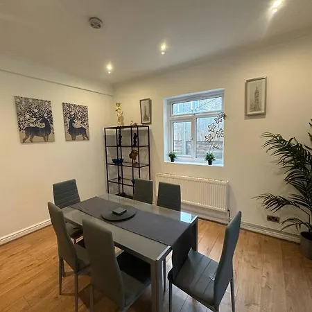 Holiday home 5 Bedroom House Se6