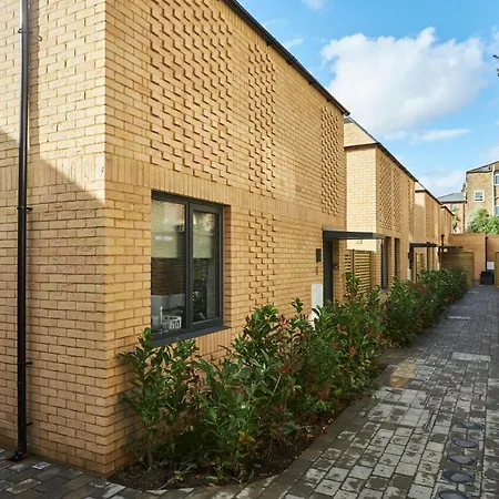 Hammersmith Mews By Viridian * London