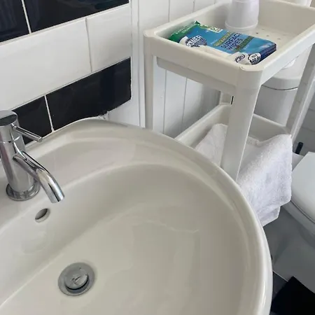 Stunning 3 Bedroom Property- Large London