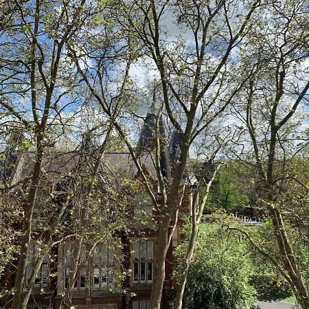 Apartment Lovely In Victoria Park Village *