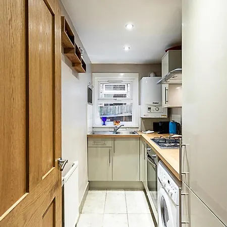 Charming Acton Dollhouse * London