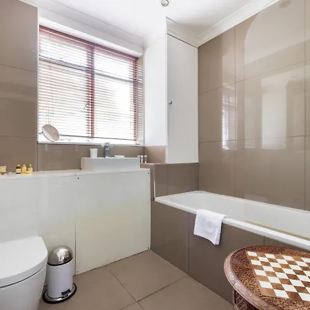 Apartment Cosy 1 Bedroom Flat Centrally Located In Chelsea London