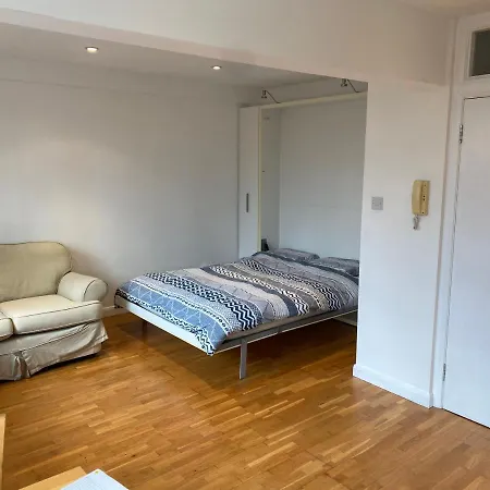 Apartment Central Flat In Putney