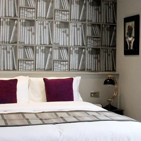The One Tun Pub & Bed & Breakfast 4*