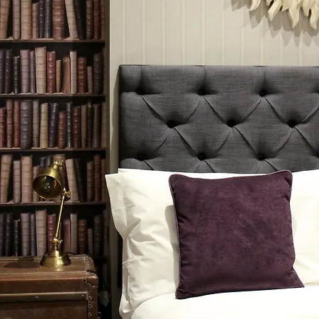 Bed & Breakfast The One Tun Pub & 4*