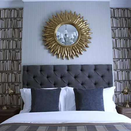 The One Tun Pub & 4* London