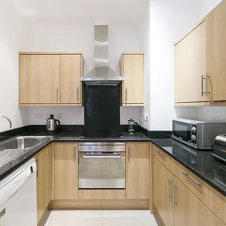 The Greyhound Fulham Lodge Apartment *