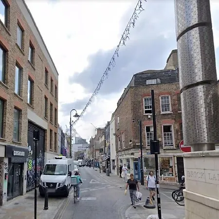 Apartment Full Apartment! Brick Lane! London