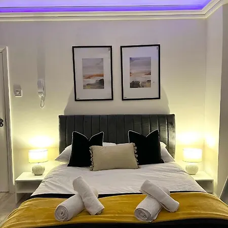 In Kensington Apartment London