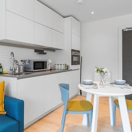Livestay-modern Next To Wembley Stadium London