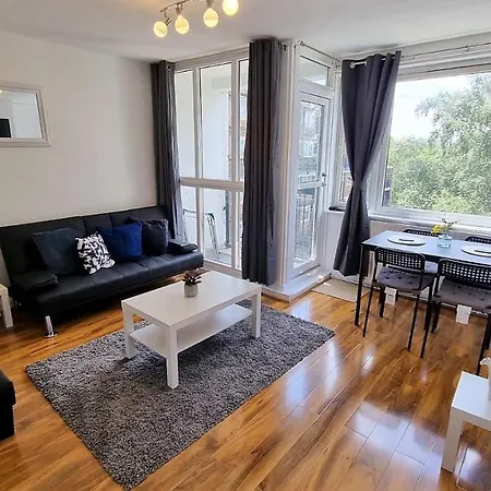Lovely 2 Bed Flat In S/e London * Abbey Wood