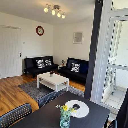 Apartment Lovely 2 Bed Flat In S/e London *