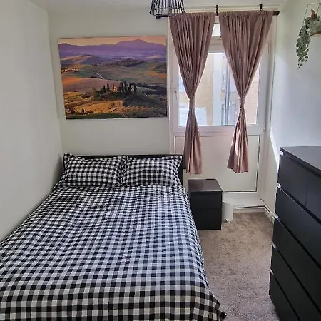 Homestay Cozy Central - Zone 2 - Stockwell