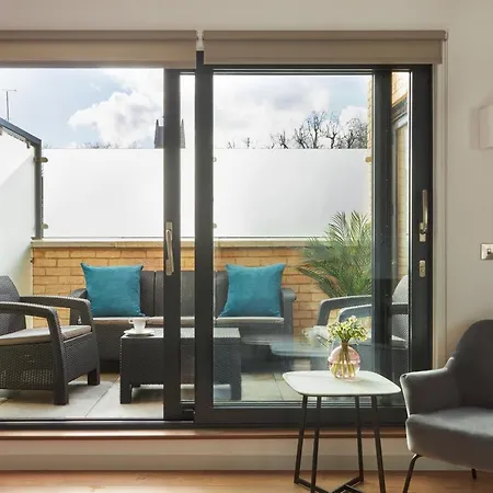 Hammersmith Mews By Viridian London