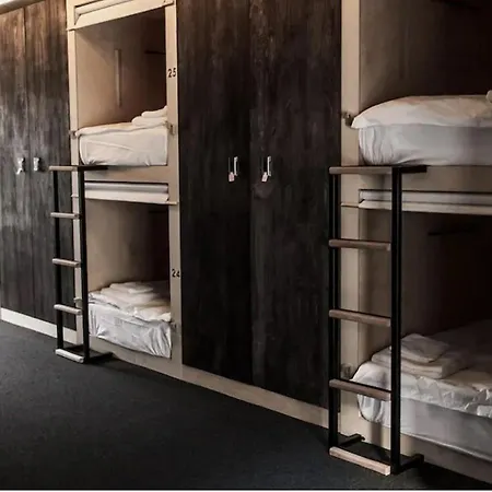 Hostel The Palace London