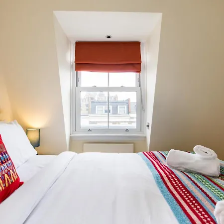 Apartment Cosy And Light Flat With A Roof Terrace In Chelsea London