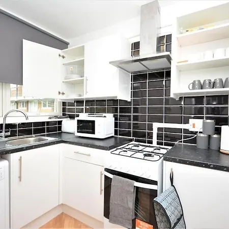 Apartment Lovely 2 Bed Flat In S/e London *