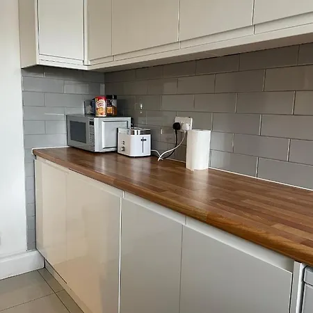 Garden Flat Apartment *
